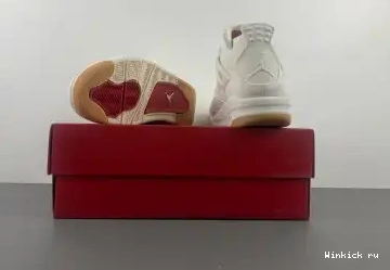 4 X 'WHITE' AIR LEVI'S JORDAN 0619